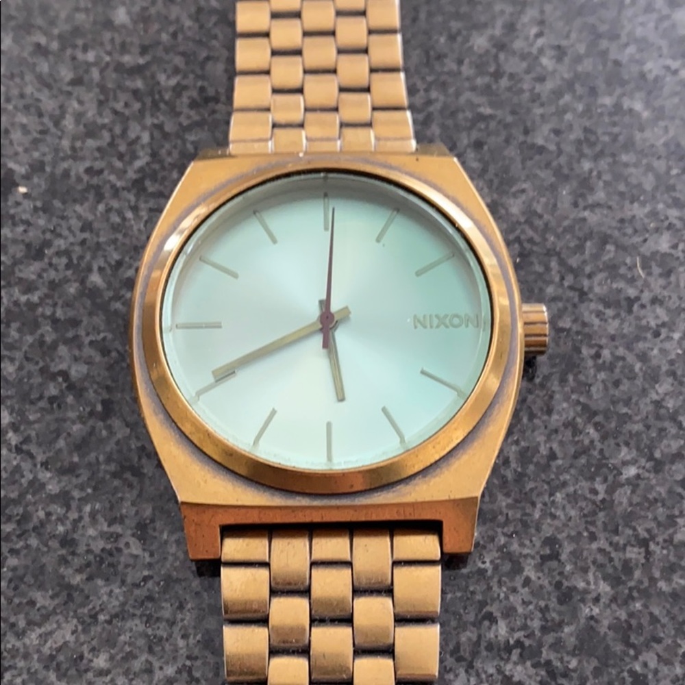 Nixon Time Teller “Minimal”